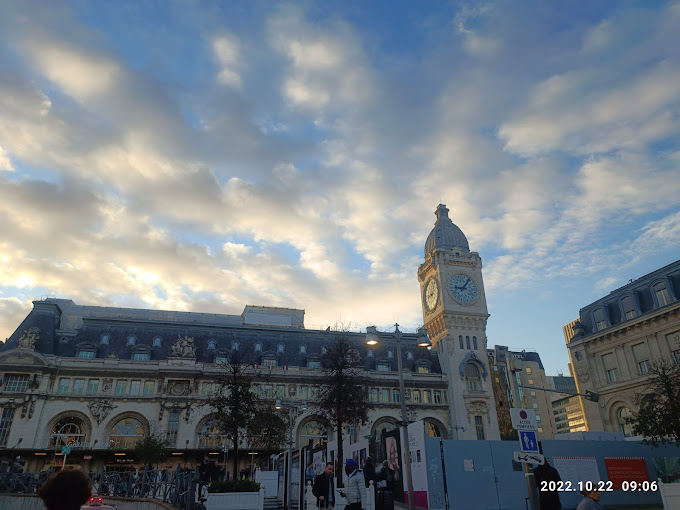 Courtyard Paris Gare De Lyon