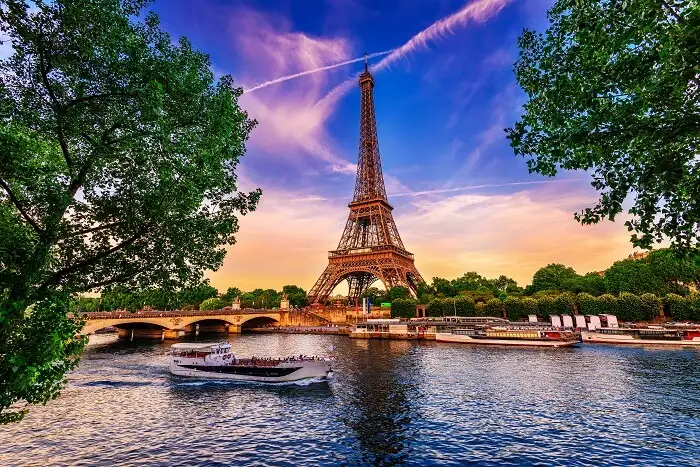 Explore Paris: Culture, Romance, and Timeless Charm