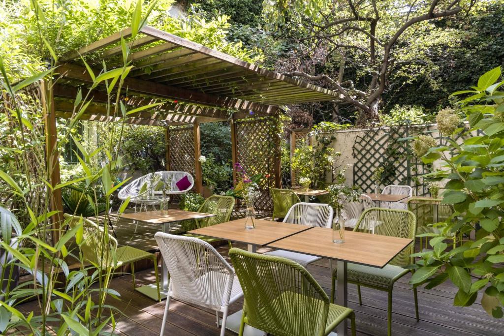 Hotel Paris Louis Blanc