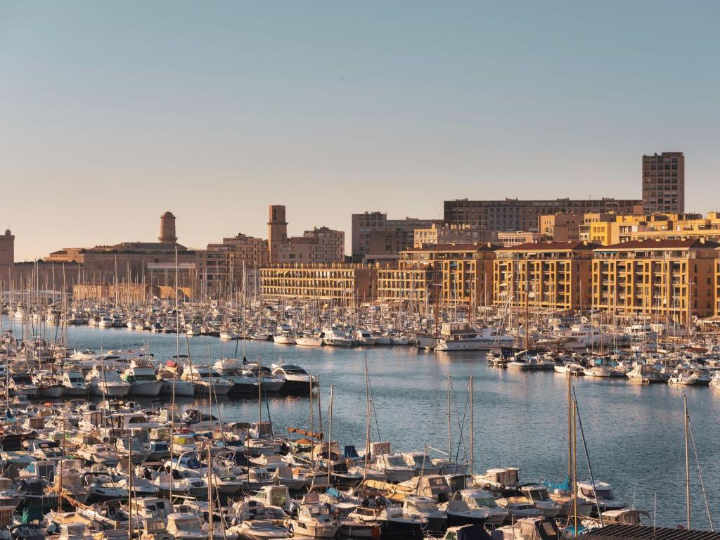 Maisons du Monde Hotel & Suites - Marseille Vieux Port