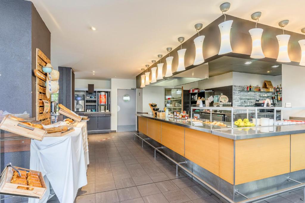 B&B HOTEL Marseille Prado Parc des expositions