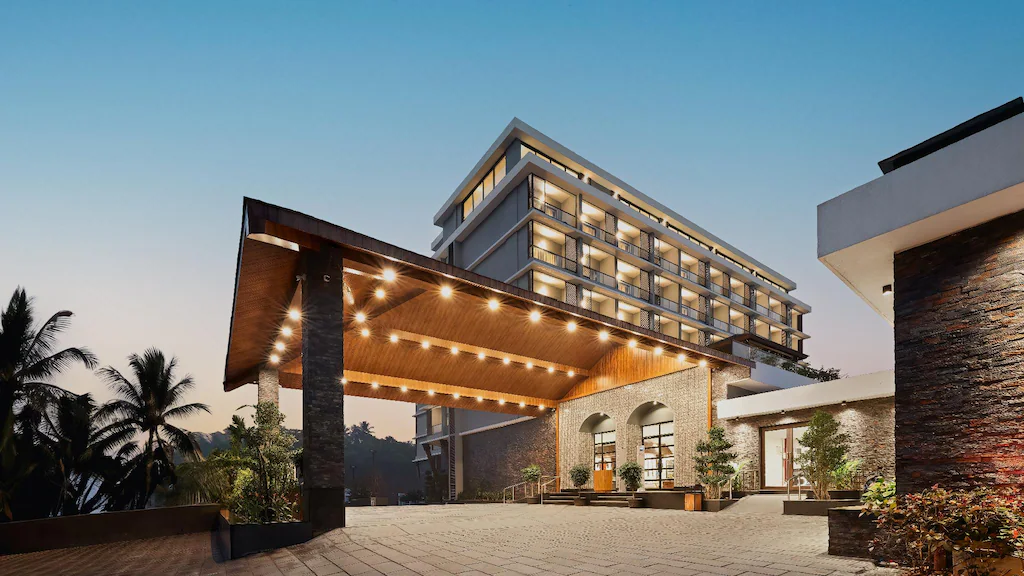 Cloud9 Sarovar Premiere