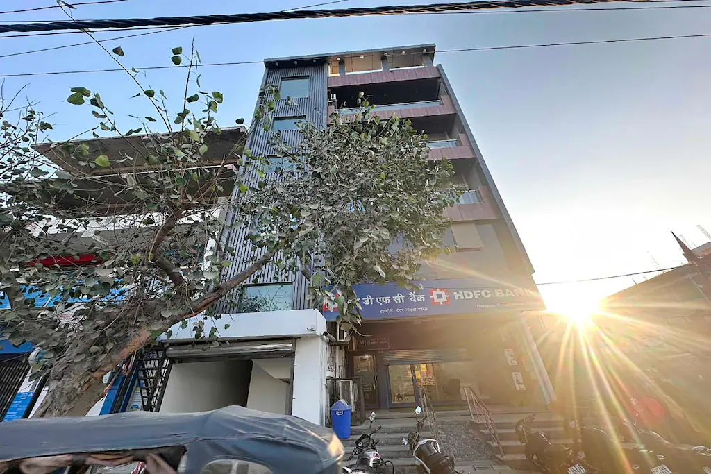 Collection O Kulesara Noida