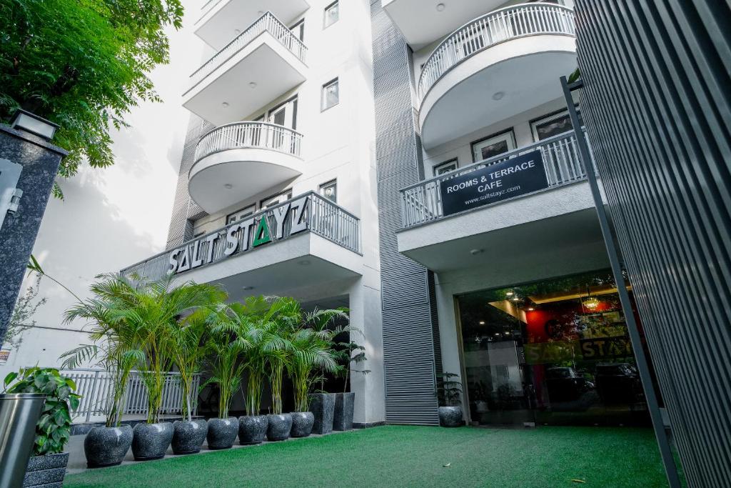 Saltstayz Hotel Huda City Center