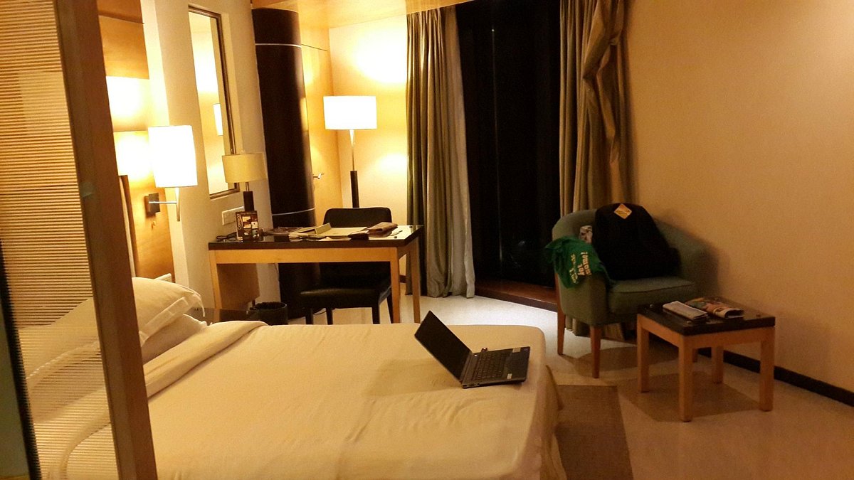 The Peninsula Grand Hotel