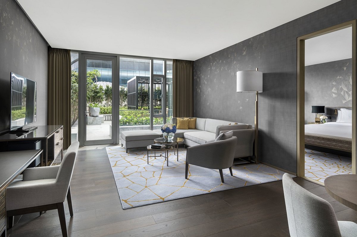 Four Seasons Hotel Bengaluru at Embassy ONE