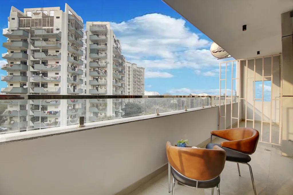 360 Degree Hotel Medicity