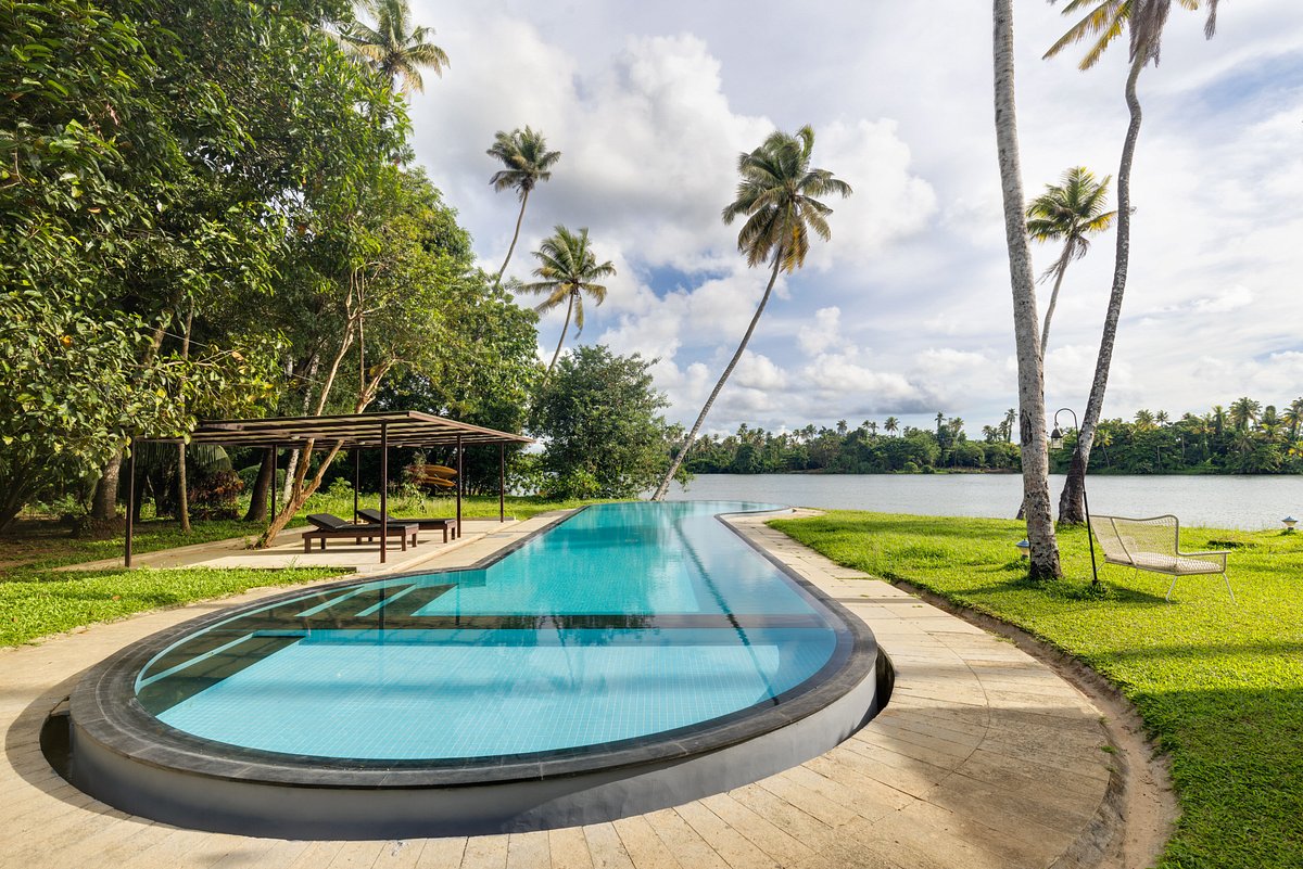 Cranganor History Cafe & Riverside Chateau