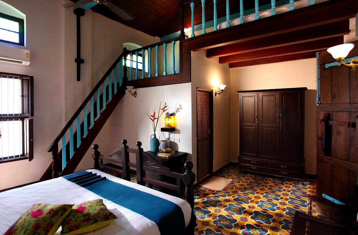 The Waterfront Granary Museum Hotel