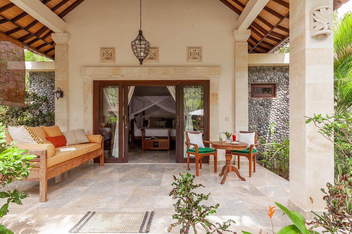 Golden Buddha Resort