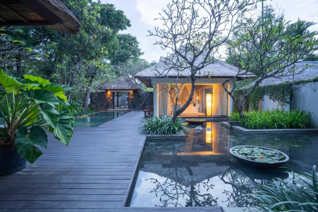 Kayumanis Nusa Dua Private Villa