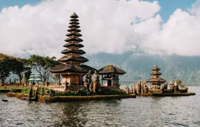 How to Avoid Tourist Scams in Indonesia