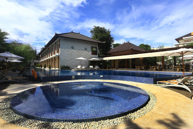 Grand Whiz Hotel Nusa Dua