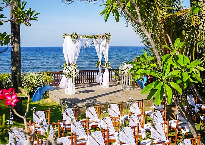 The Mahalani: Bali Oceanfront Villas