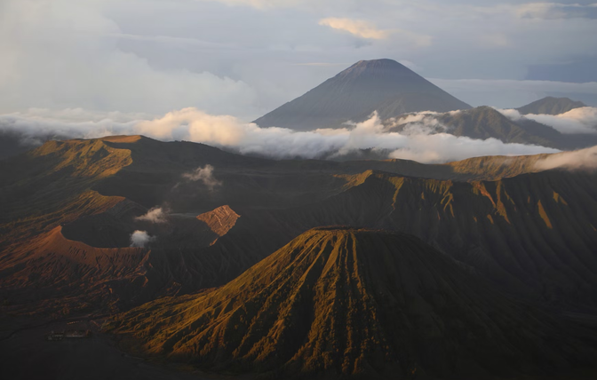 Indonesia’s First Luxury Scenic Train Launches in Java