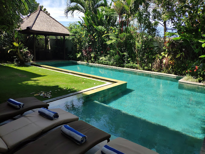 Echo Beach Townhouses