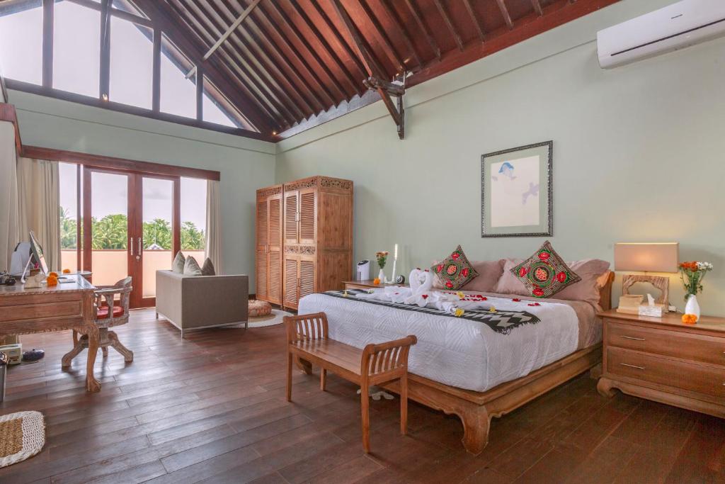 Solo Villas & Retreat