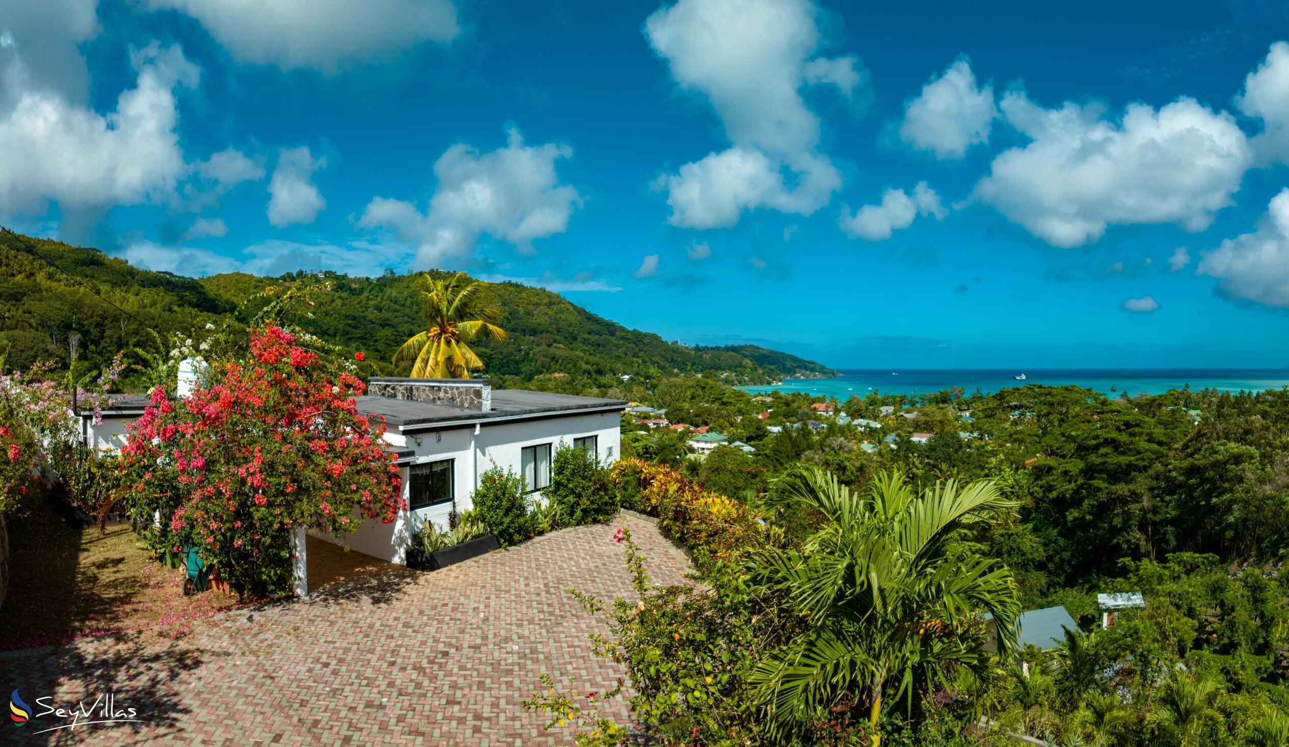 Ogumka 2 self catering  Santa Maria Mahe Seychelles