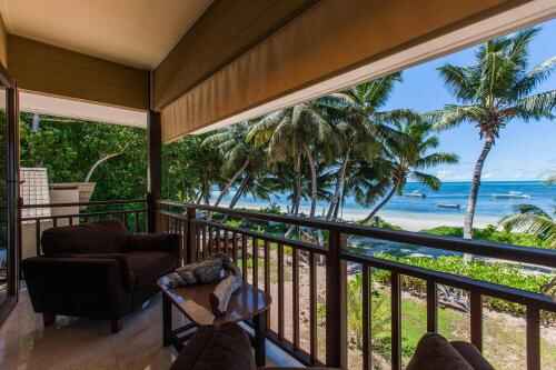 Villas des Alizes – Beachfront Bliss & Garden Retreat