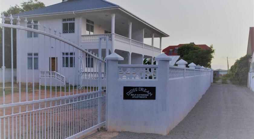 Didi's Dream apartments