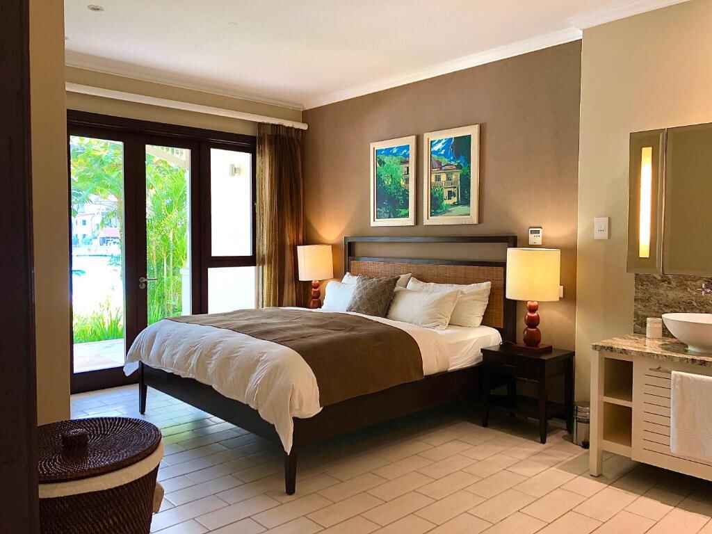 Eden Island Luxury Apartment - P14A3