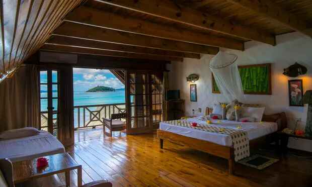 lighthouse 65 budget hotel Seychelles