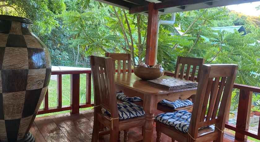 Blissful hill top Apartment