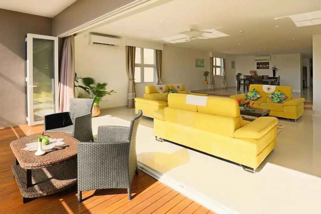 4 Bed Villa & Private Pool - CliffHanger Villas