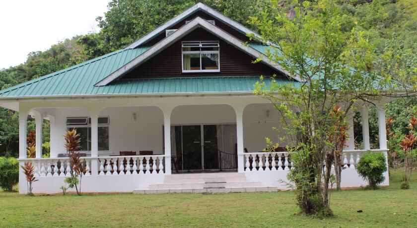 Le Chevalier Bay Guesthouse