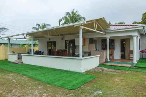 My Ozi Perl Main House - Amitie, Praslin