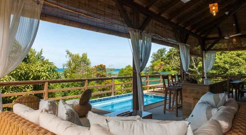 La Pointe Beach Huts