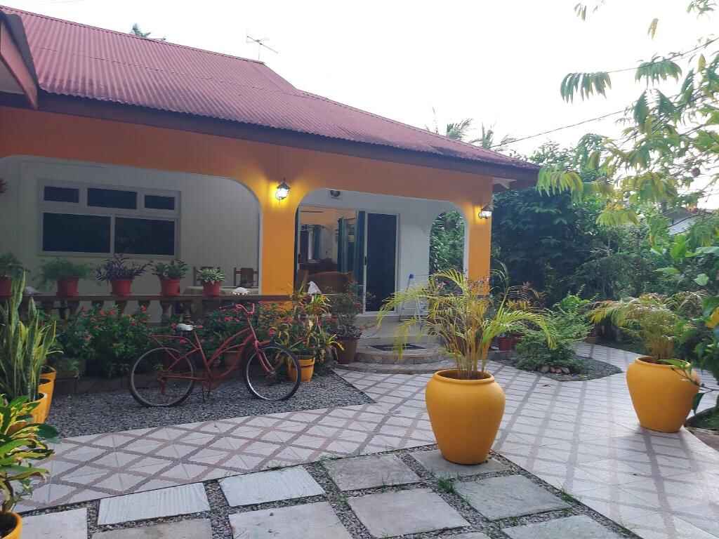 Chez Mera Self Catering